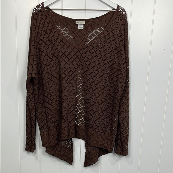 Plume Thread Womens Top M/L Chocolate Brown Vneck Eyelet Cutout Split Open Back - Picture 1 of 12